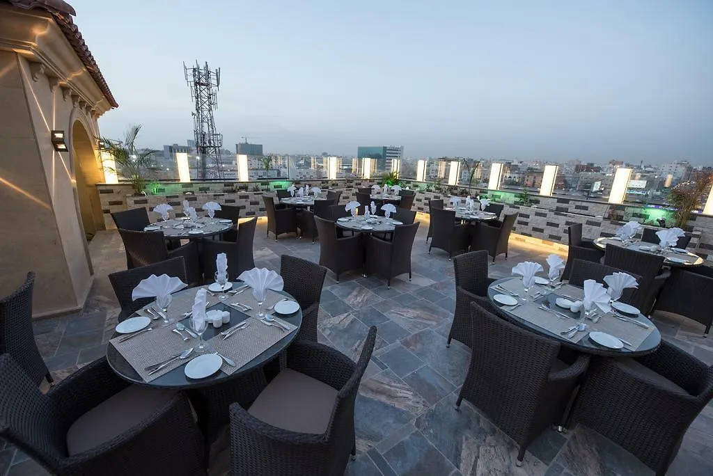 Glamour Hotel Dzsidda 3*,